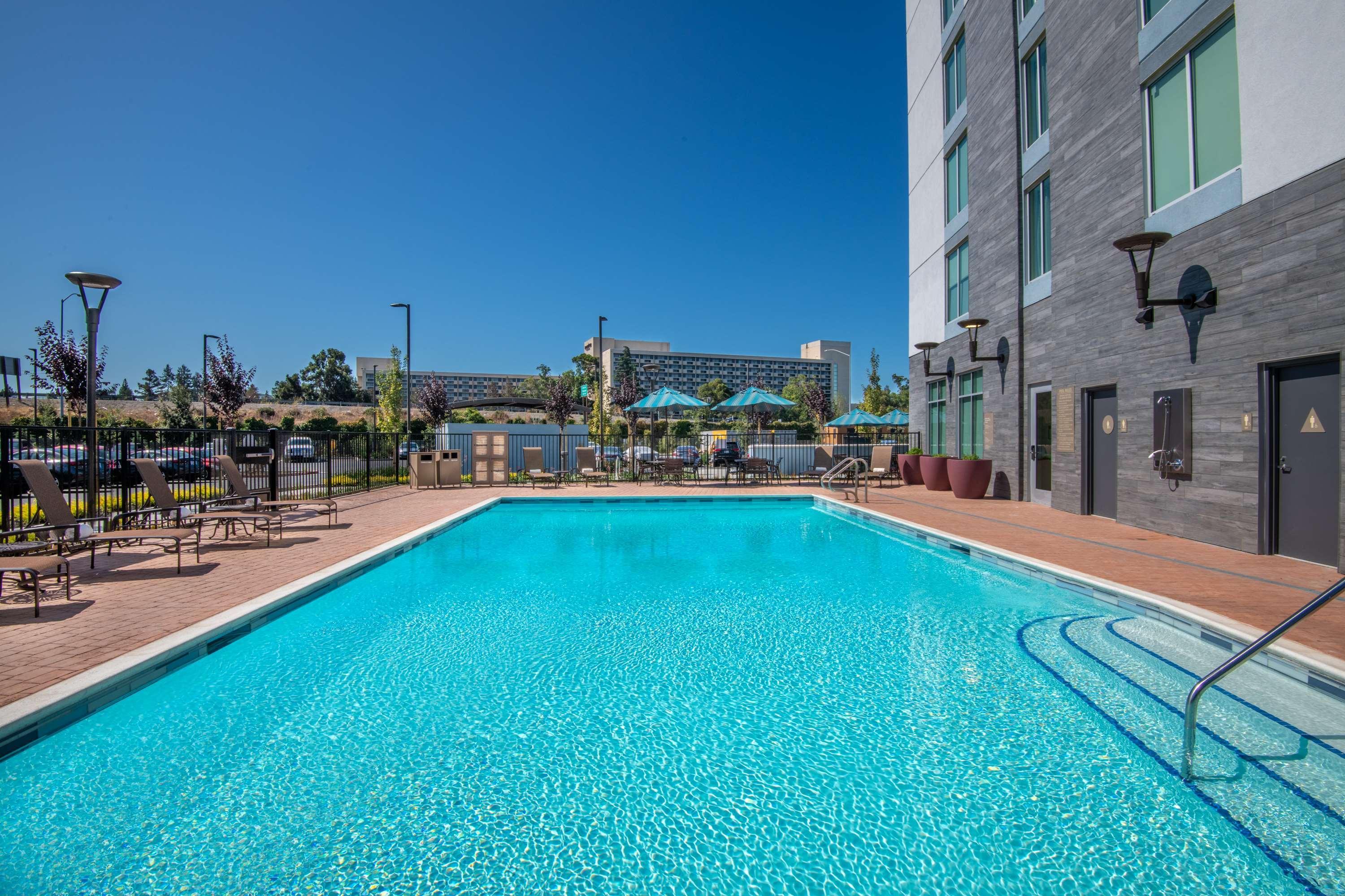 Hyatt Place San Jose Airport Bagian luar foto